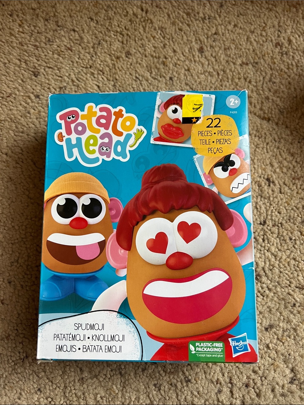 Hasbro Potato Head Playset, 22 Pieces, New in Box